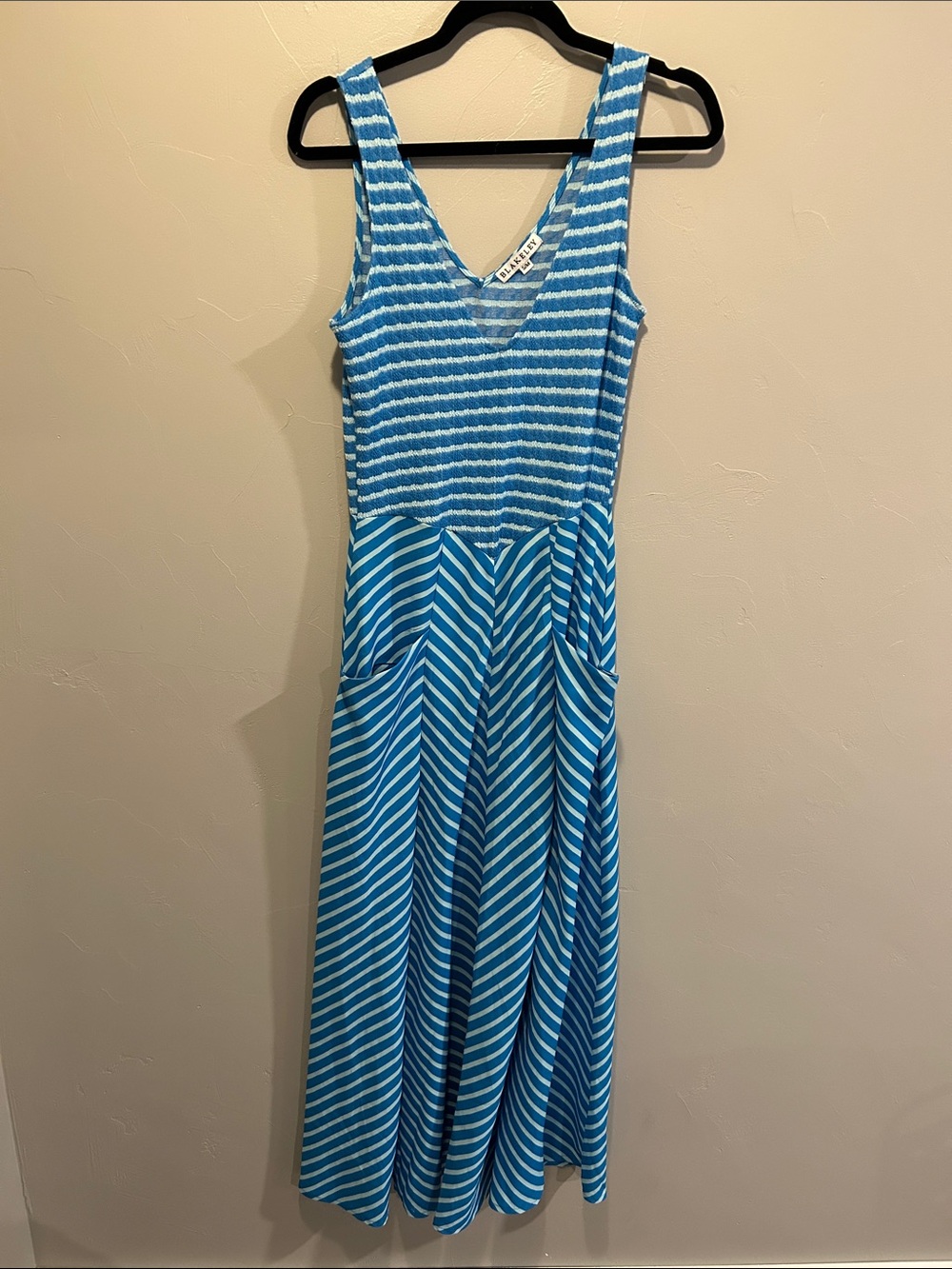 Chic Blue Striped Maxi Dress